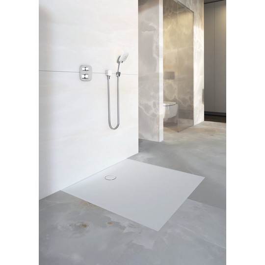 Elegantni sprcha na urovni podlahy